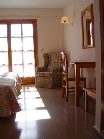 Hotel Anaya Пуэнте-ла-Рейна-де-Хака Номер фото